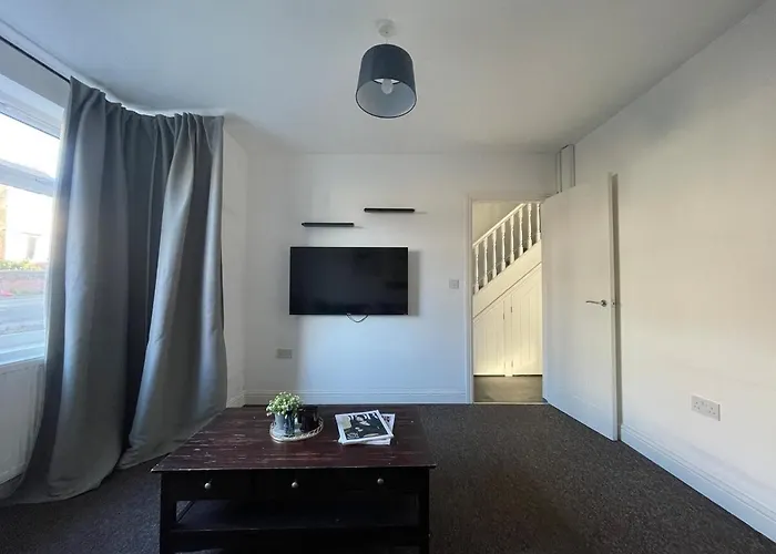 Spacious And Modern In Woodhouse - Sleeps 10 Casa de Férias